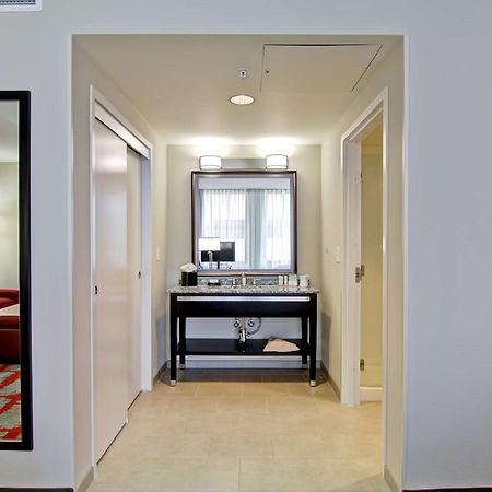 Hampton Inn And Suites Cincinnati - Downtown Buitenkant foto