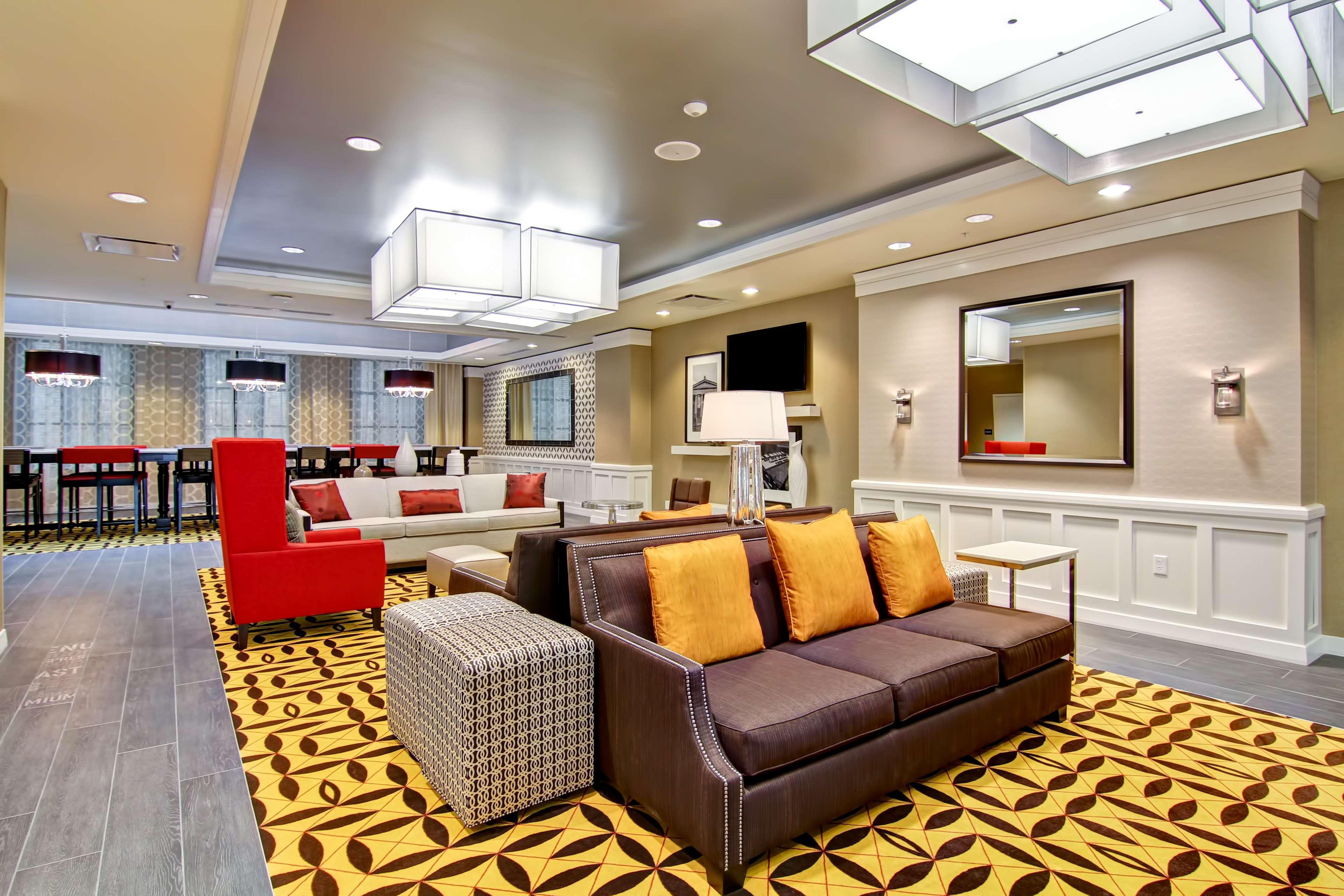 Hampton Inn And Suites Cincinnati - Downtown Buitenkant foto