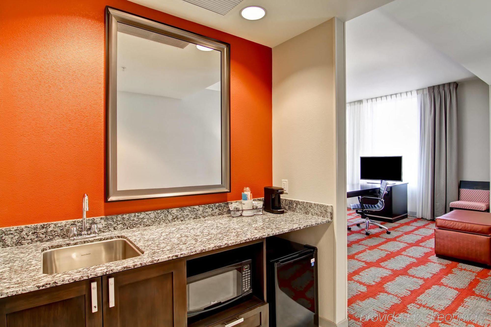 Hampton Inn And Suites Cincinnati - Downtown Buitenkant foto